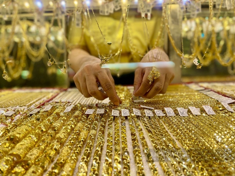 Giá vàng hôm nay 27/3: Trong nước và thế giới giới quay đầu giảm mạnh