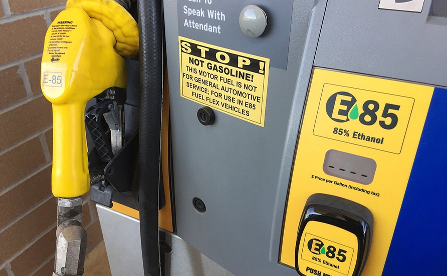 Giá dầu tăng vọt - Cú hích cho xăng ethanol