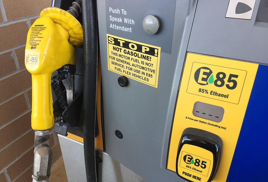 Giá dầu tăng vọt – cú hích cho sự xăng ethanol Giá dầu tăng vọt – cú hích cho sự xăng ethanol