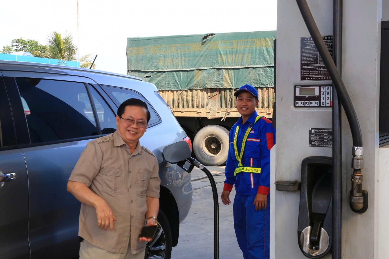 Chuyện về cửa hàng xăng dầu Top 1 miền Bắc của PVOIL