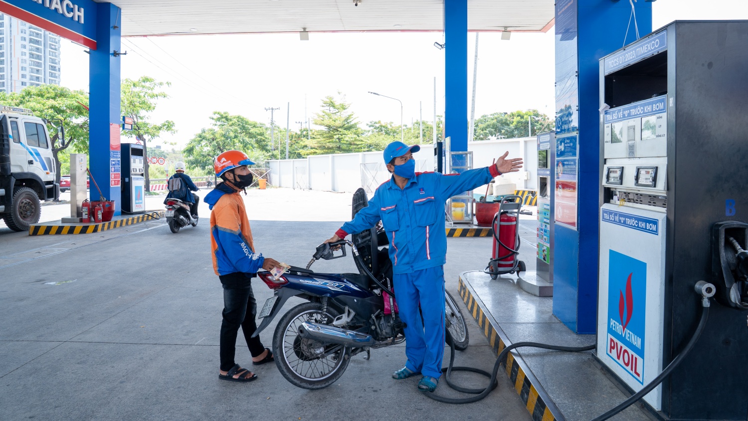 CHXD Phú Hữu - PVOIL: Những “chiến binh” áo xanh làm nên kỳ tích CHXD Phú Hữu PVOIL: Những “chiến binh” áo xanh làm nên kỳ tích