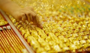 Giá vàng hôm nay 30/3: Đi ngang ở vùng đỉnh, tín hiệu gì tiếp theo?