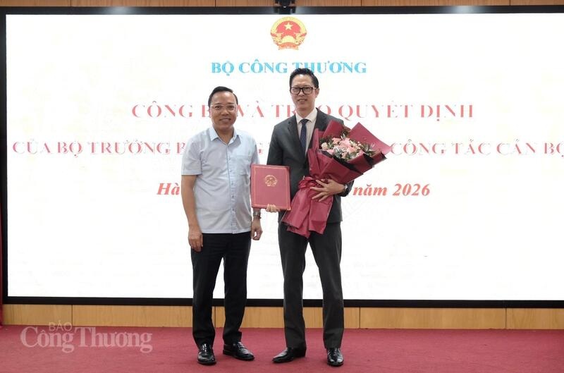 Bộ Công Thương bổ nhiệm Phó Chánh Văn phòng Ban Chỉ đạo các dự án năng lượng trọng điểm Bộ Công Thương bổ nhiệm Phó Chánh Văn phòng Ban Chỉ đạo các dự án năng lượng trọng điểm