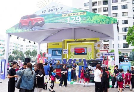 Rộng rãi, tiện nghi, lái sướng hơn xe xăng: VinFast VF MPV 7 ghi điểm tuyệt đối trong mắt khách hàng Việt