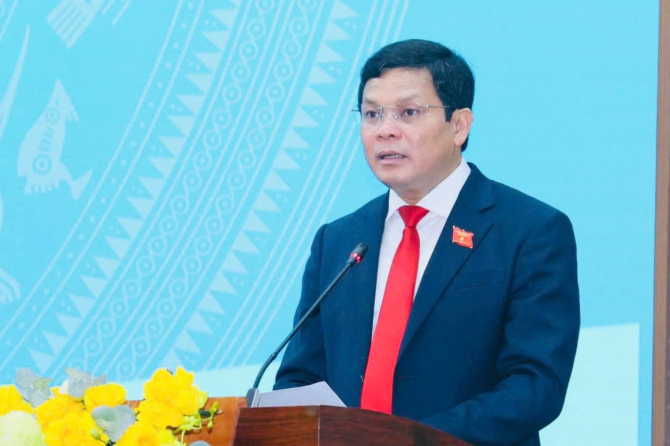 Ông Nguyễn Hoàng Giang tái đắc cử Chủ tịch UBND tỉnh Quảng Ngãi