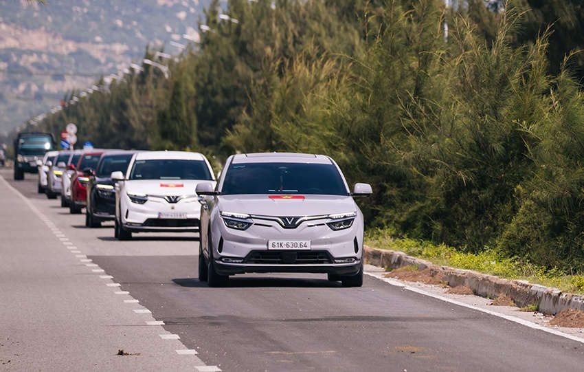 Chủ xe nói về VinFast VF 8: Lựa chọn tin cậy và an toàn cho những chuyến đi xa