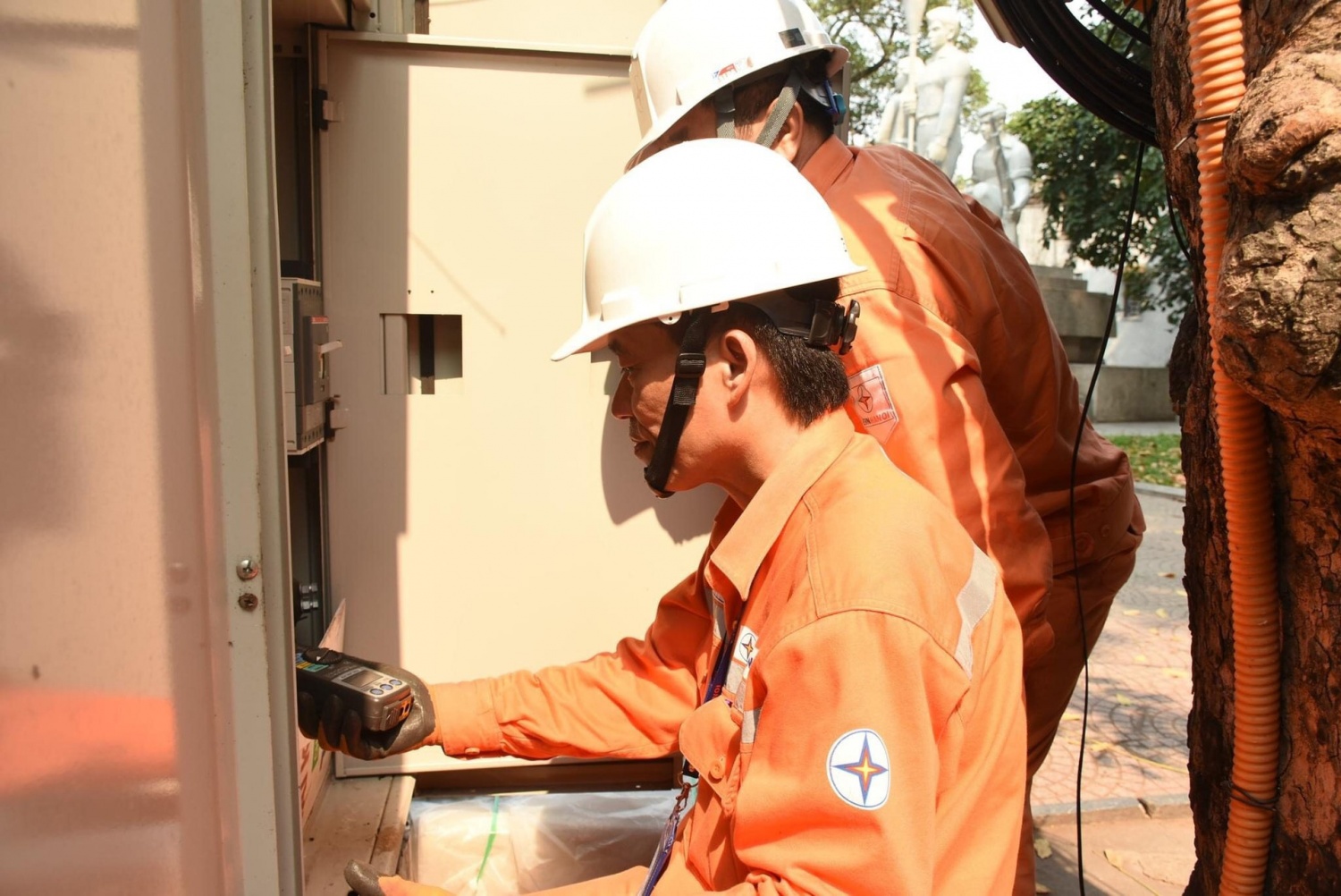 Nhu cầu điện lập kỷ lục mới: Lần đầu vượt 1 tỷ kWh ngay từ cuối tháng 3