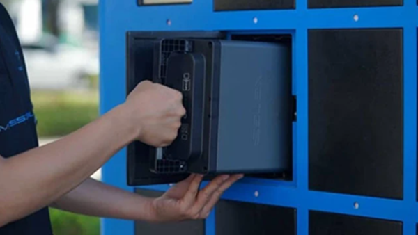 Tin tức kinh tế ngày 1/4: VN-Index vượt mốc 1.700 điểm