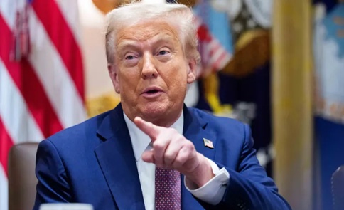 Ông Trump tung “lá bài tẩy” với Iran