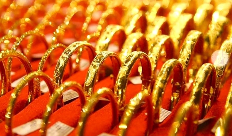 Giá vàng hôm nay 3/4: Lao dốc mạnh, giảm tới hơn 4 triệu đồng/lượng