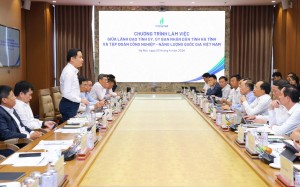 Hà Tĩnh - Petrovietnam: Thống nhất cao, quyết tâm sớm hiện thực hóa Trung tâm công nghiệp - năng lượng sinh thái tại Vũng Áng