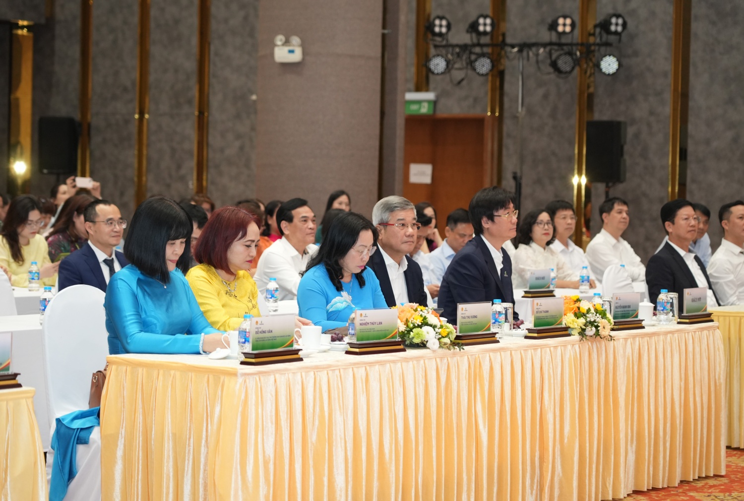 Để công tác nữ công tiếp tục là điểm sáng trong hành trình phát triển Petrovietnam Để lực lượng nữ tiếp tục là điểm sáng trong hành trình phát triển Petrovietnam