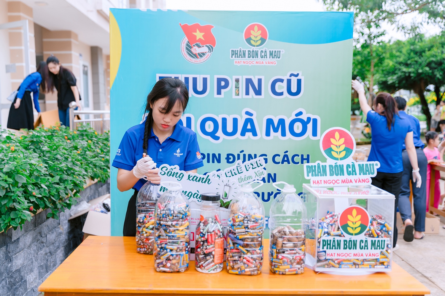 “Lặng thầm nhưng bền bỉ” – chân dung một đoàn viên tiêu biểu từ những điều giản dị “Lặng thầm nhưng bền bỉ” – chân dung một đoàn viên tiêu biểu từ những điều giản dị