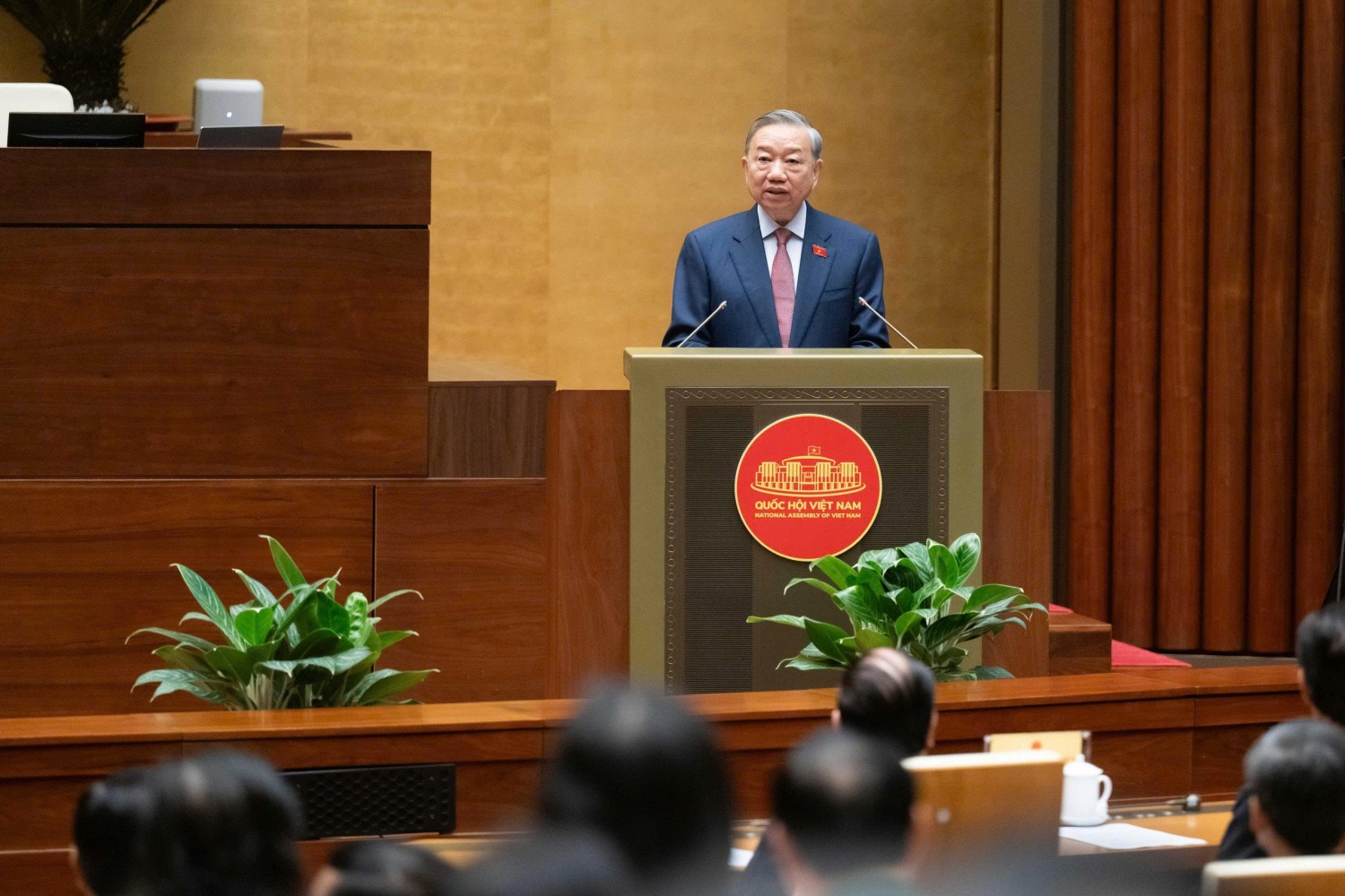 Tổng Bí thư Tô Lâm: Đổi mới tư duy lập pháp, đưa pháp luật vào cuộc sống Tổng Bí thư Tô Lâm: Đổi mới tư duy lập pháp, đưa pháp luật vào cuộc sống