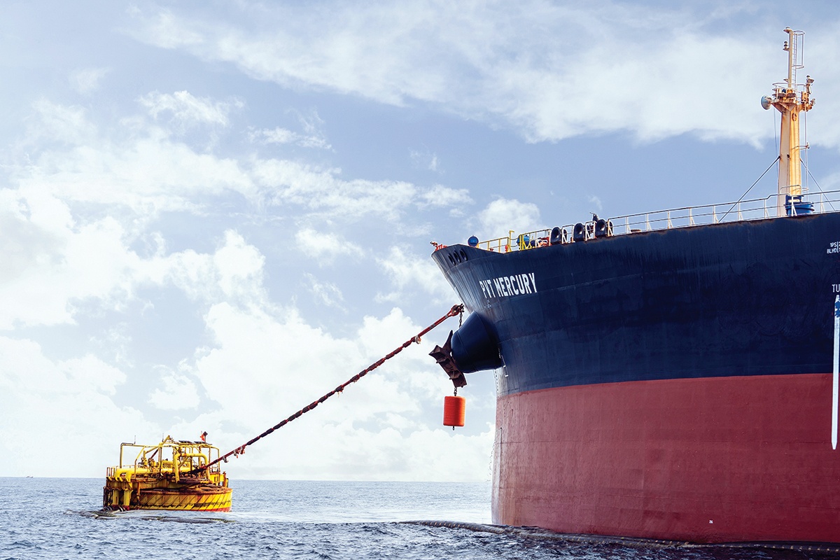 NMLD Dung Quất: “Van điều tiết” hiệu quả
nguồn cung xăng dầu NMLD Dung Quất: “Van điều tiết” hiệu quả
nguồn cung xăng dầu