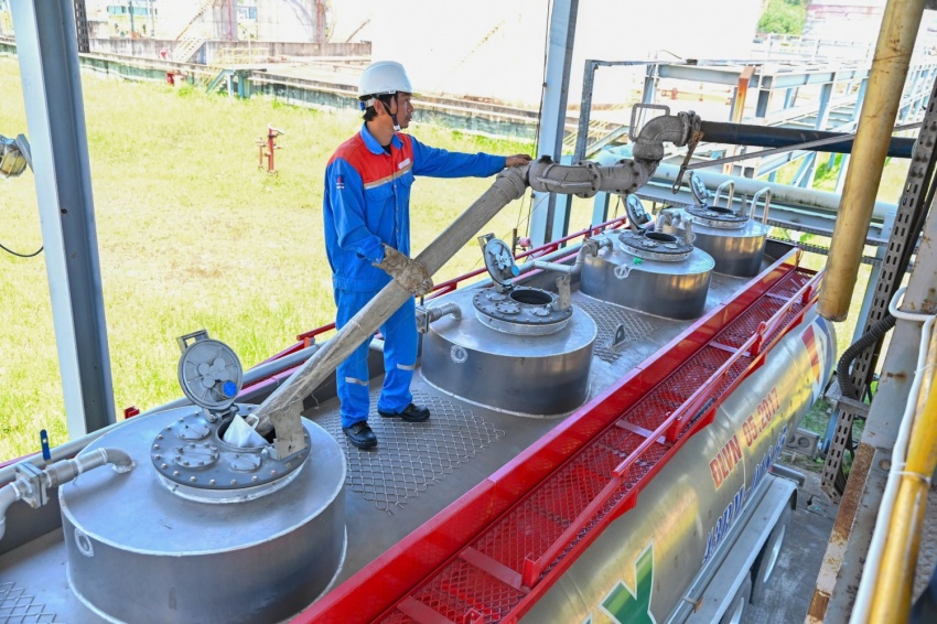 Dung Quat biofuel plant to reach 100% capacity by mid-April, ensuring E10 blending supply