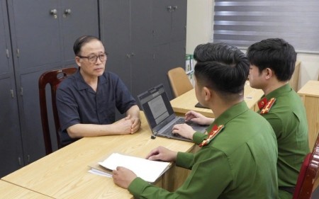 Vì sao ông chủ Bảo Tín Minh Châu và con trai bị khởi tố?