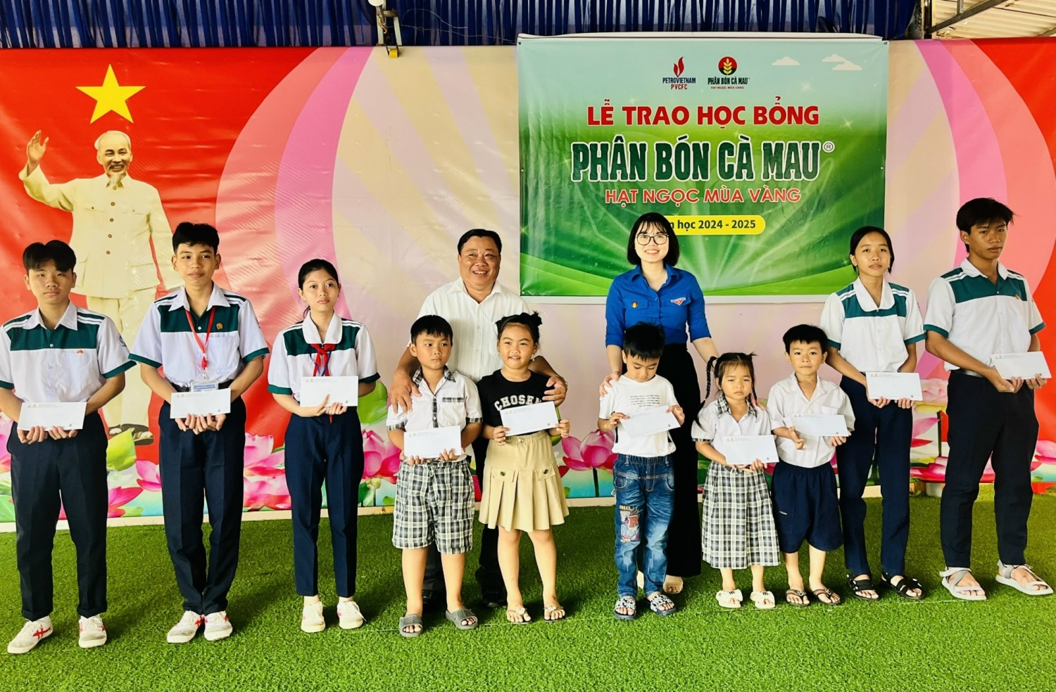 Phó Bí thư Đoàn và hành trình lan tỏa tinh thần tuổi trẻ PVCFC Phó Bí thư Đoàn và hành trình lan tỏa tinh thần tuổi trẻ PVCFC