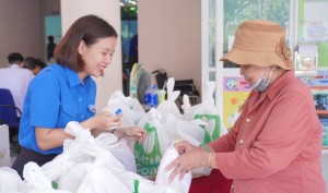 PTSC chung tay chăm sóc sức khỏe cộng đồng