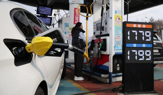 Hàn Quốc tìm cách mua dầu của Kazakhstan