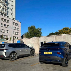 Cú sốc giá dầu toàn cầu và bước đi tiên phong của PVOIL trong chuyển dịch năng lượng