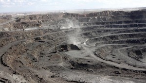 Cuộc chiến mới của thế giới: Dầu mỏ, đất hiếm và “yết hầu” Hormuz