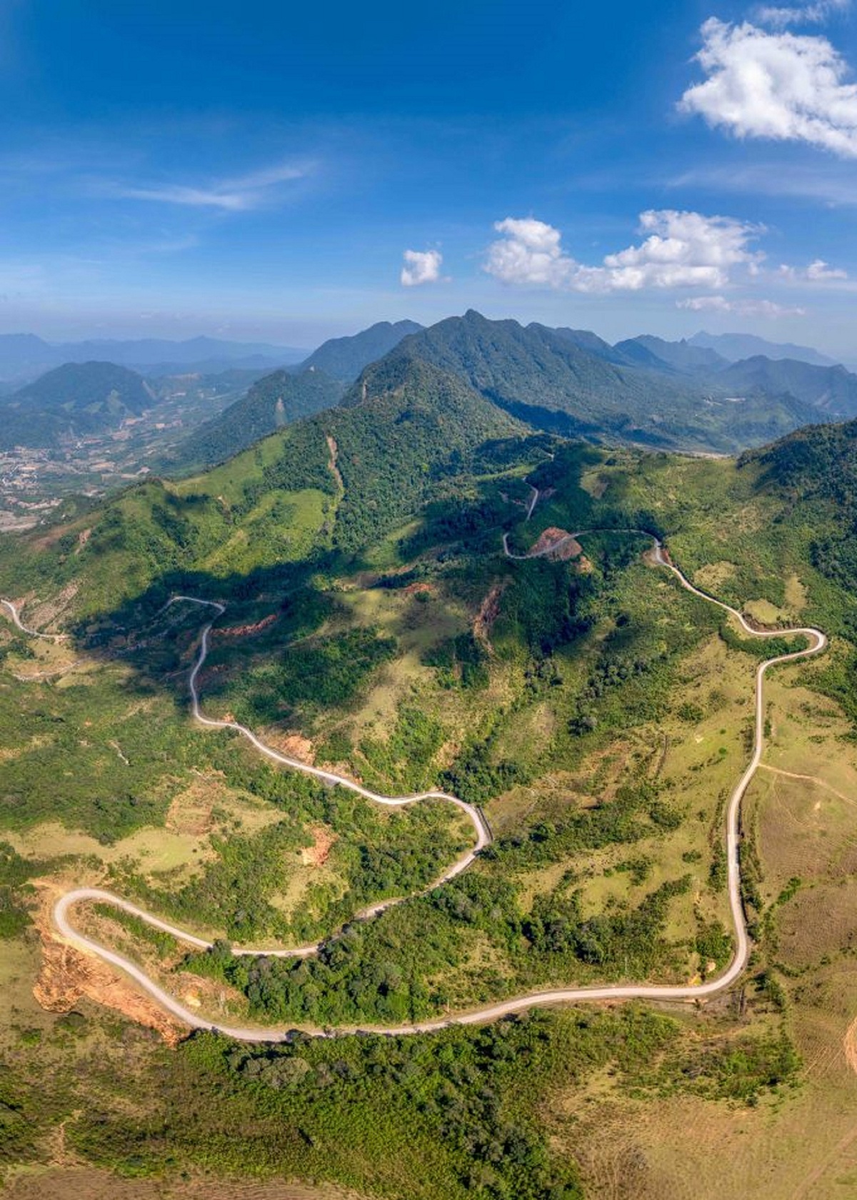 Người Chênh Vênh ở phía Sa Mù Người Chênh Vênh ở phía Sa Mù