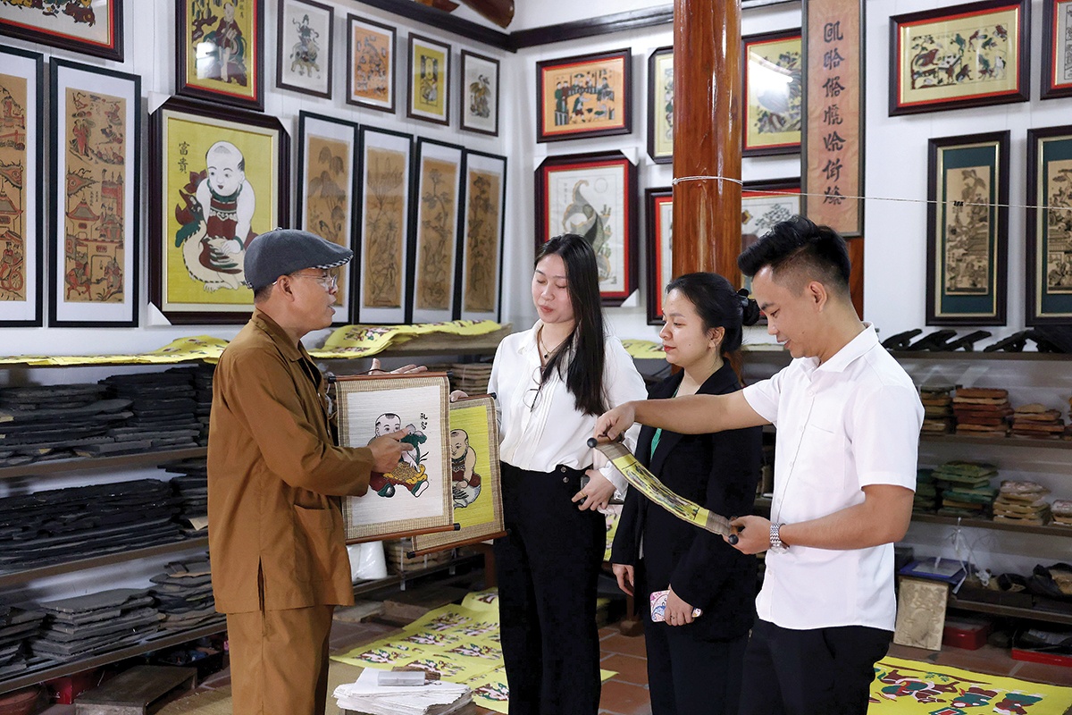 Tranh Đông Hồ hồi sinh từ ký ức làng quê