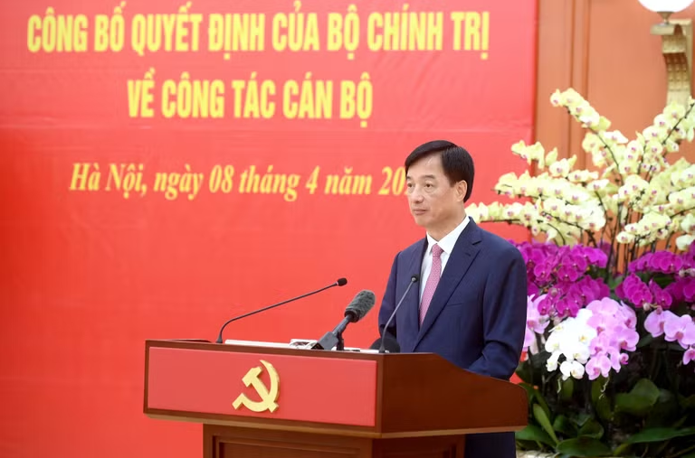 Trao các quyết định bổ nhiệm Trưởng Ban Tổ chức Trung ương, Chánh Văn phòng Trung ương Đảng Trao các quyết định bổ nhiệm Trưởng Ban Tổ chức Trung ương, Chánh Văn phòng Trung ương Đảng