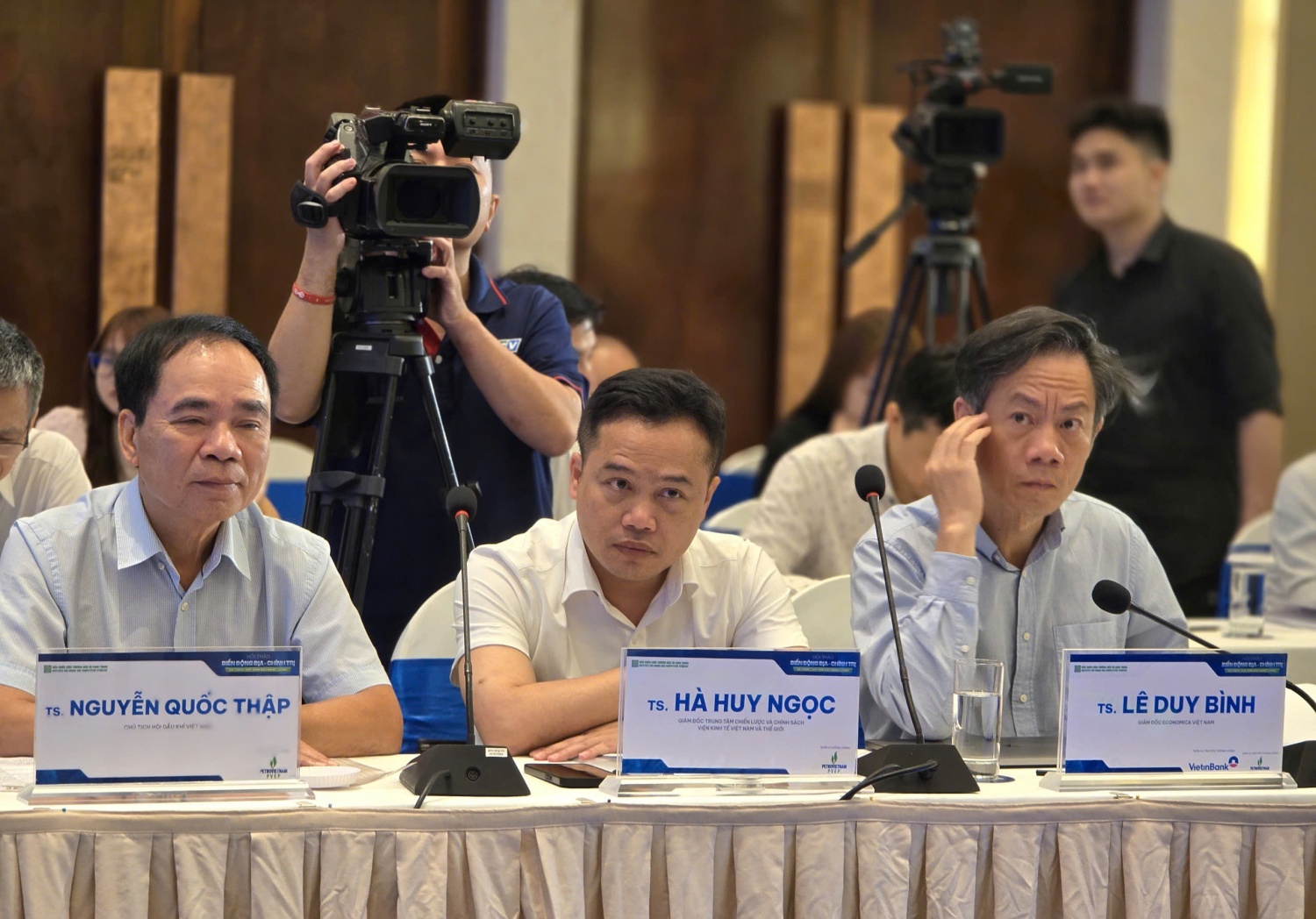 Xung đột Trung Đông: Áp lực kép với năng lượng và kinh tế Việt Nam