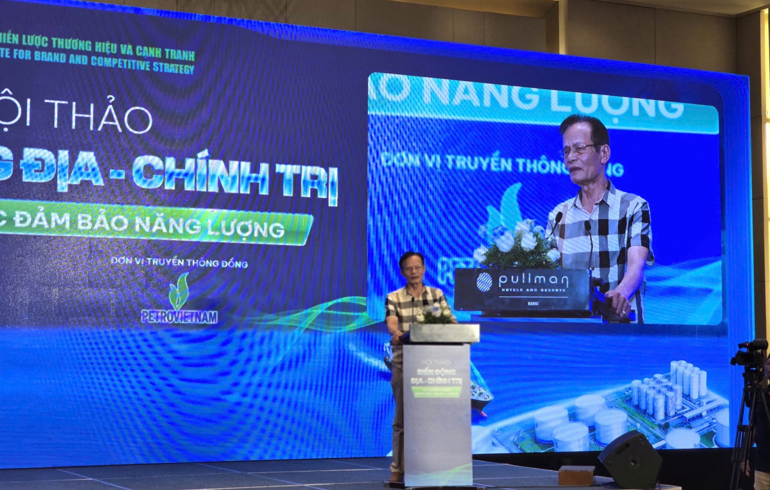 An ninh năng lượng: Kho dự trữ xăng dầu là yêu cầu cấp bách Xây dựng kho dự trữ xăng dầu quốc gia là yêu cầu cấp bách