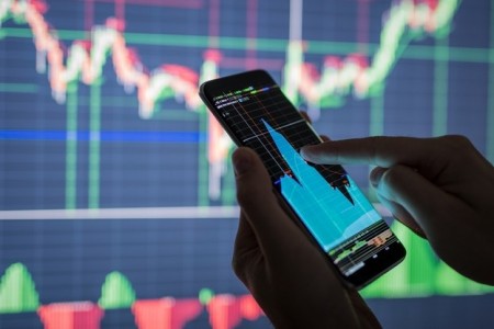 Nhận định thị trường chứng khoán ngày 10/4: Thận trọng, hạn chế mua đuổi ở vùng giá cao