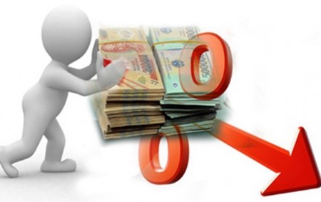 Tin tức kinh tế ngày 10/4: Loạt ngân hàng tiên phong giảm lãi suất