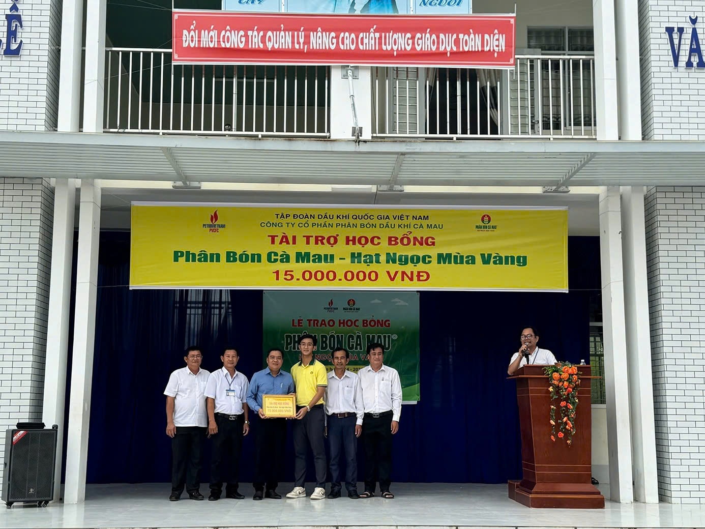 Từ công việc thầm lặng đến dấu ấn lao động trẻ tiêu biểu Từ công việc thầm lặng đến dấu ấn lao động trẻ tiêu biểu