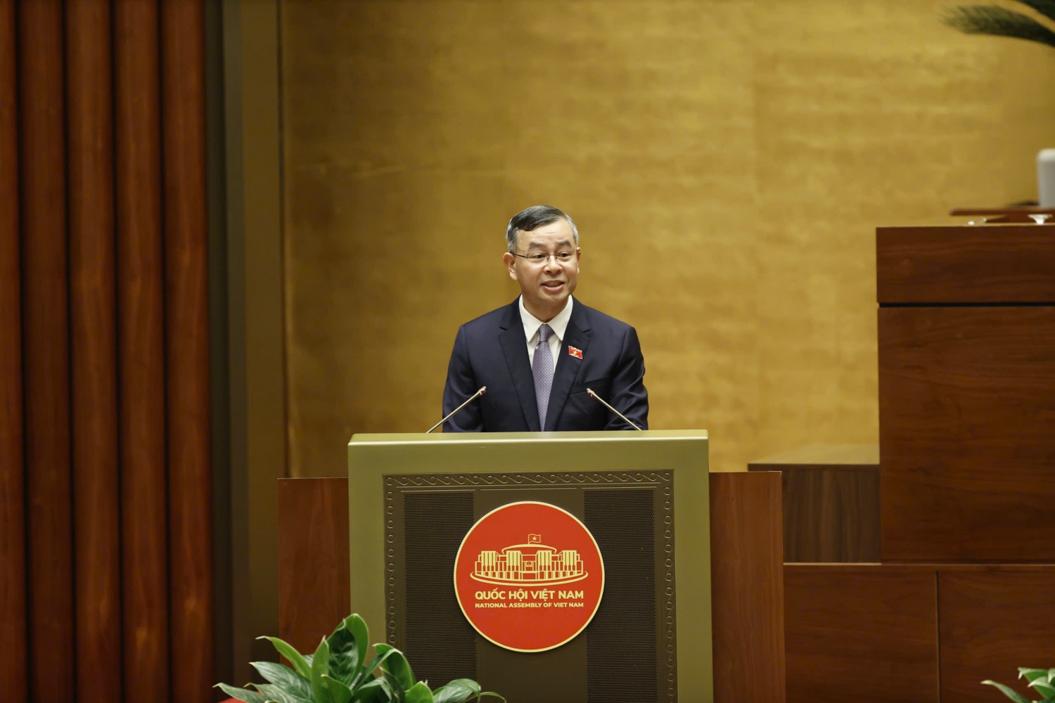 Quốc hội chính thức thông qua giảm thuế xăng dầu về 0 đến hết tháng 6/2026