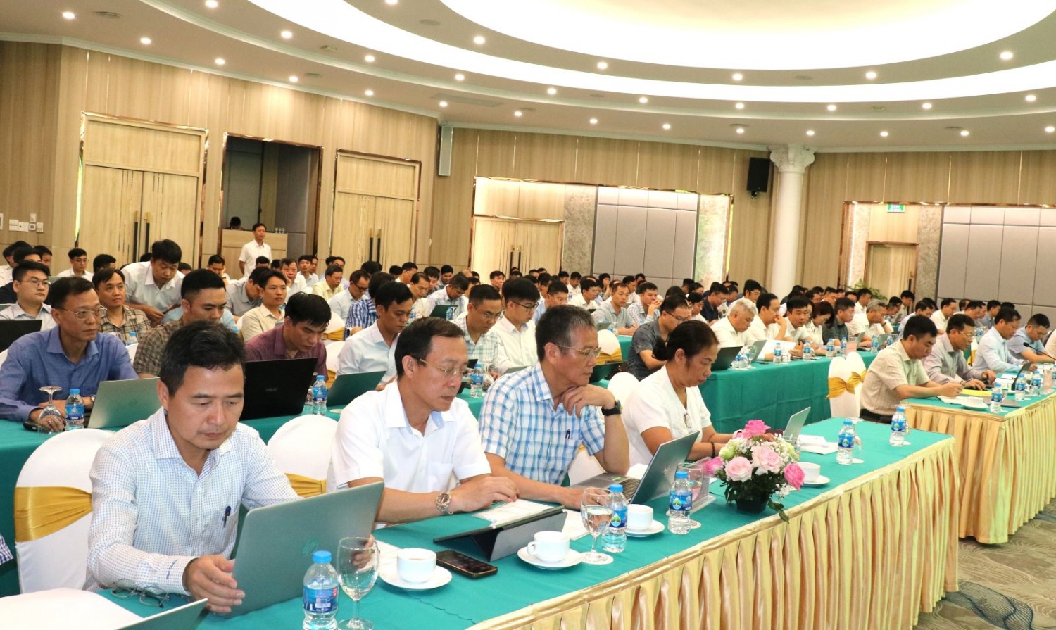 TKV điều chỉnh hệ thống định mức năng suất và hướng dẫn định biên lao động TKV điều chỉnh định biên, định mức lao động