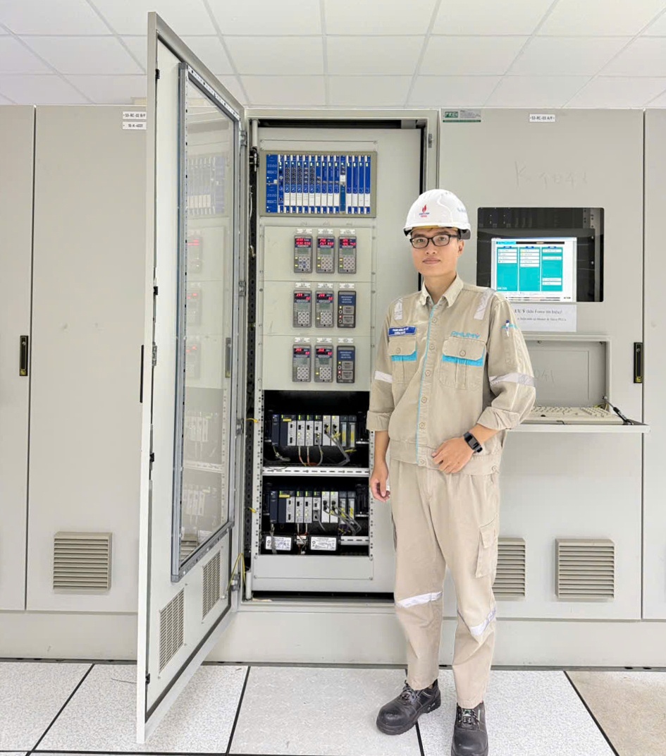 Dấu ấn của sức trẻ và lòng nhiệt huyết trên công trình năng lượng