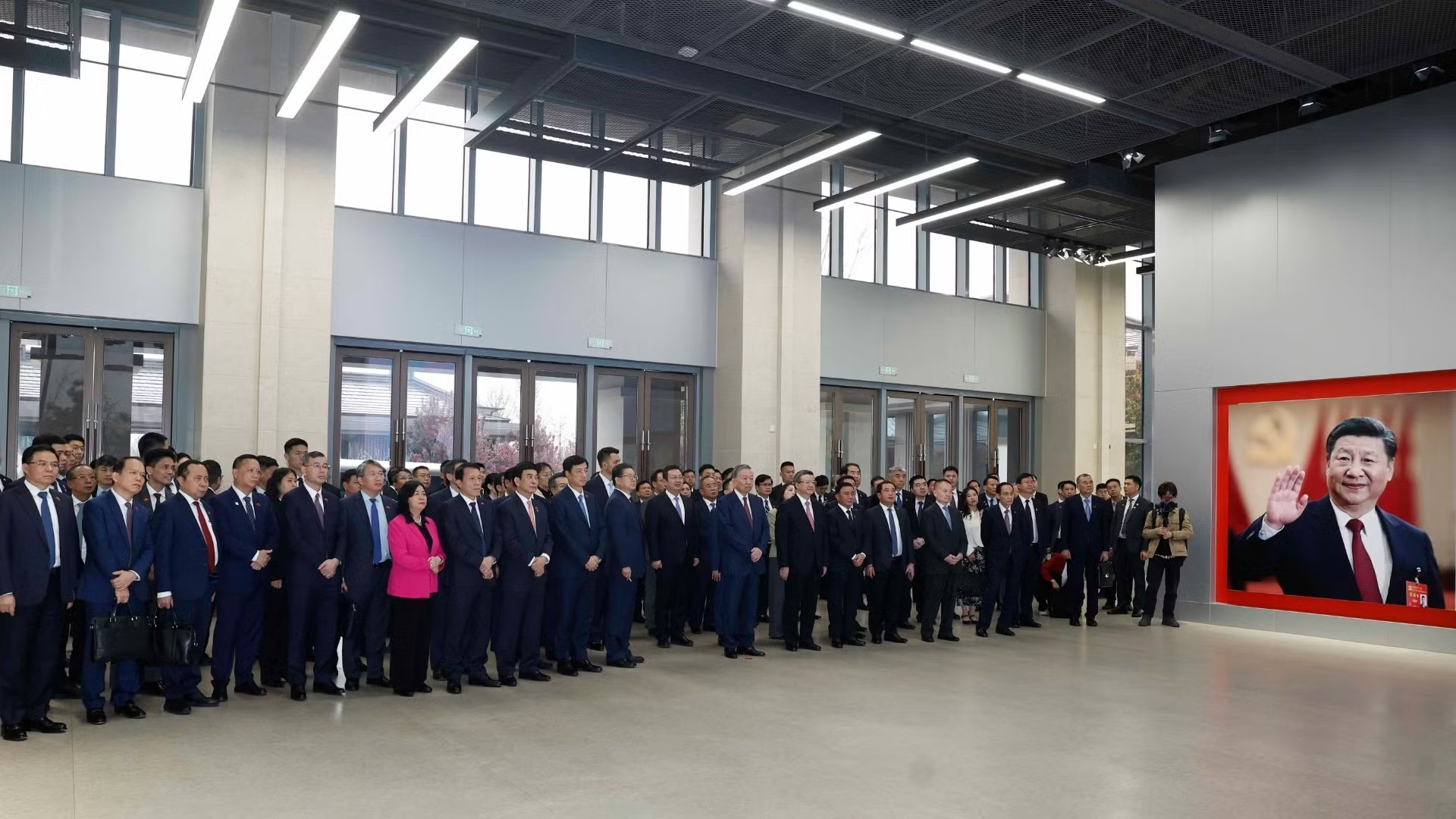 [Ảnh] Tổng Bí thư, Chủ tịch nước Tô Lâm khảo sát tại Khu khởi động của thành phố Hùng An (Trung Quốc)