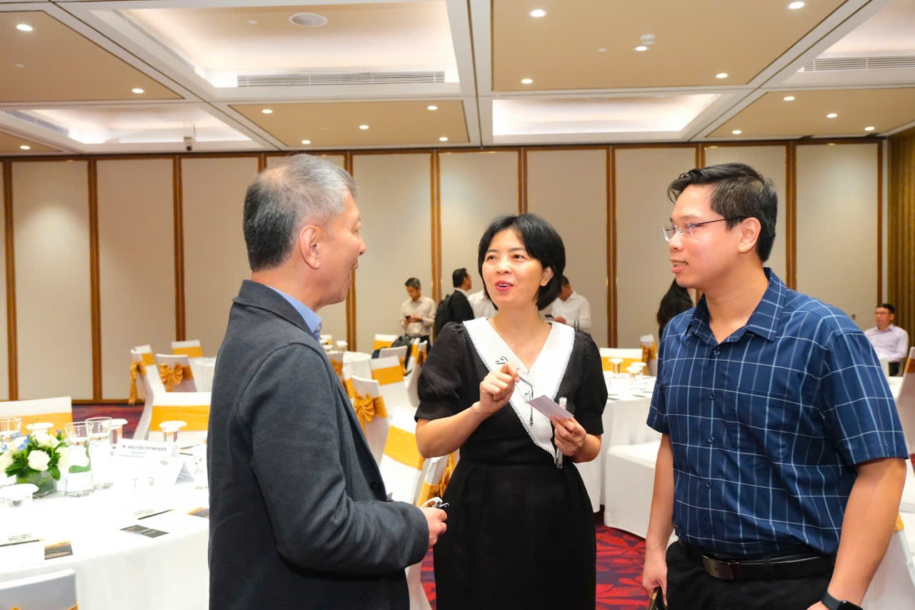 Petrovietnam tổ chức hội thảo về triển vọng thị trường dầu thô và nhiên liệu Petrovietnam tổ chức hội thảo về triển vọng thị trường dầu thô và nhiên liệu