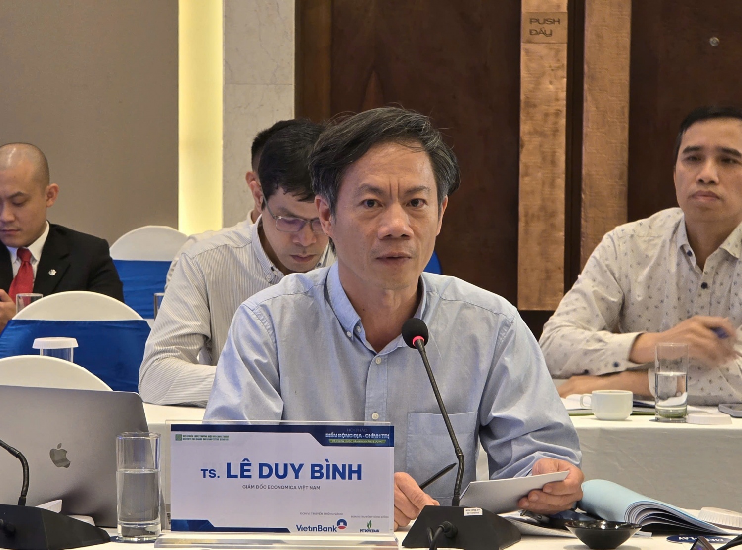 An ninh năng lượng cần nền tảng chính sách ổn định, nhất quán An ninh năng lượng cần nền tảng chính sách ổn định, nhất quán