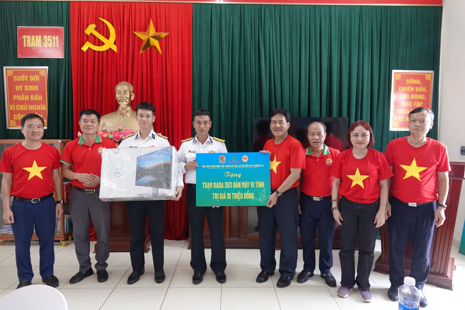 Hành trình gắn kết nghĩa tình biển đảo, lan tỏa văn hóa Petrovietnam Hành trình gắn kết nghĩa tình biển đảo, lan tỏa văn hóa Petrovietnam