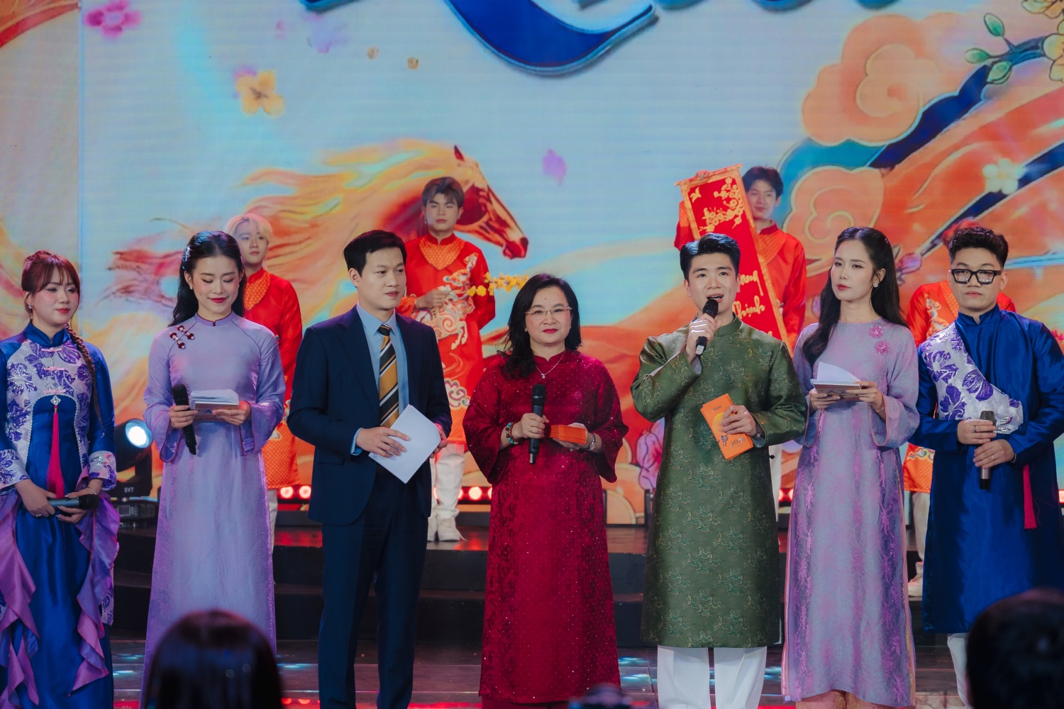 Văn hóa doanh nghiệp: Lợi thế cạnh tranh không thể sao chép của SHB Văn hóa doanh nghiệp: Lợi thế cạnh tranh không thể sao chép của SHB