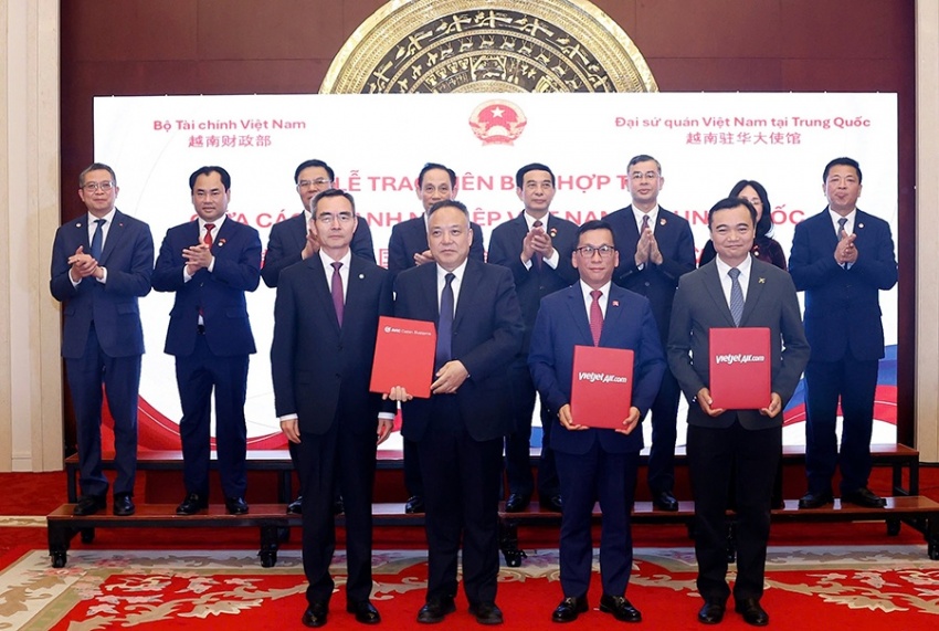 Vietjet cùng AVIC Cabin Systems hợp tác toàn diện trong lĩnh vực nội thất, công nghiệp phụ trợ tàu bay