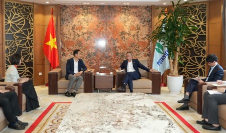 Petrovietnam và Schneider Electric thúc đẩy hợp tác chuyển đổi số và chuyển dịch năng lượng