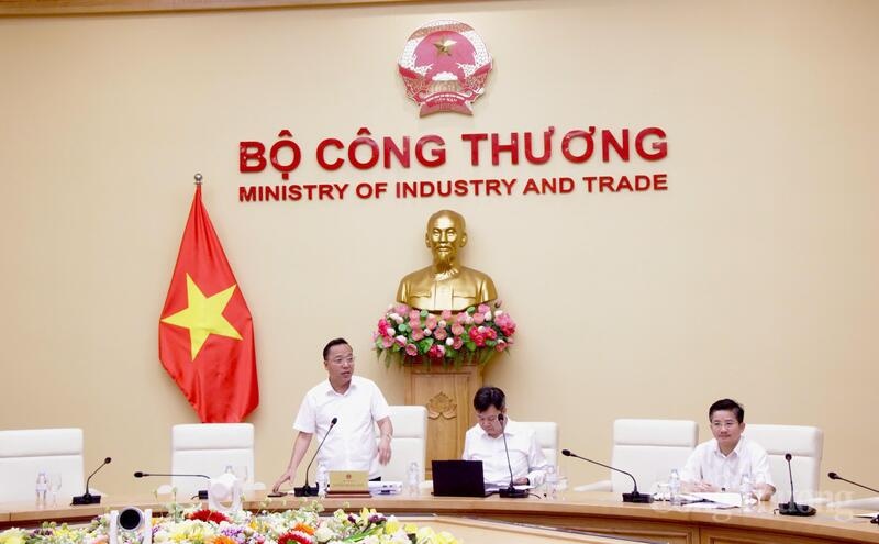 Khẩn trương hoàn thiện dự án Luật Điện lực (sửa đổi), trình Quốc hội vào tháng 9/2026