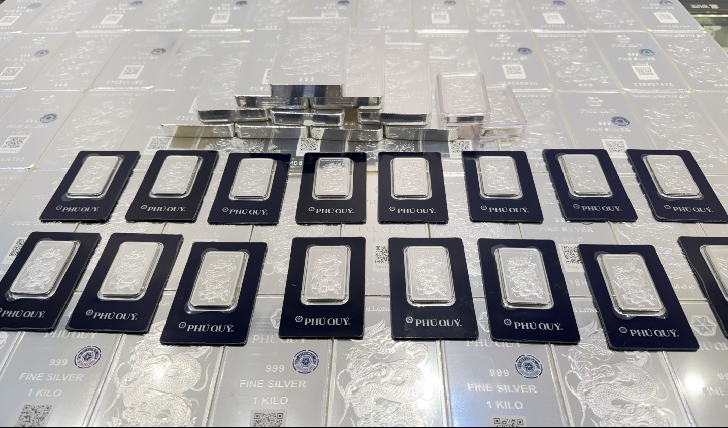 Toàn cảnh kim loại quý tuần 12-19/4: Địa chính trị dẫn dắt, bạc bứt phá