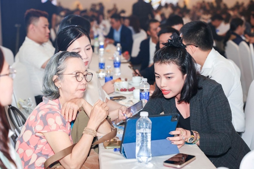 Vinhomes “mở van” dòng vốn, khởi động lại cỗ máy tăng trưởng