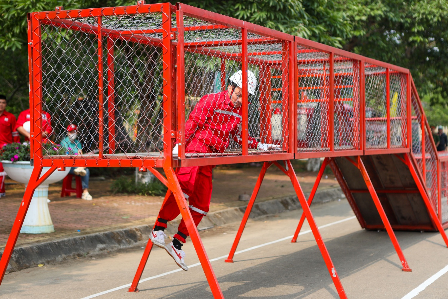 [Chùm ảnh] 8 đội cùng tranh tài tại Hội thao An toàn vệ sinh lao động, phòng chống cháy nổ năm 2026 của PV Power