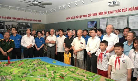 Petrovietnam tự hào "Giữ lửa truyền thống, kiến tạo năng lượng quốc gia"