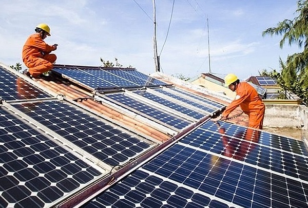 Áp lực cung ứng tăng cao: Tìm "van giảm áp" cho hệ thống điện quốc gia